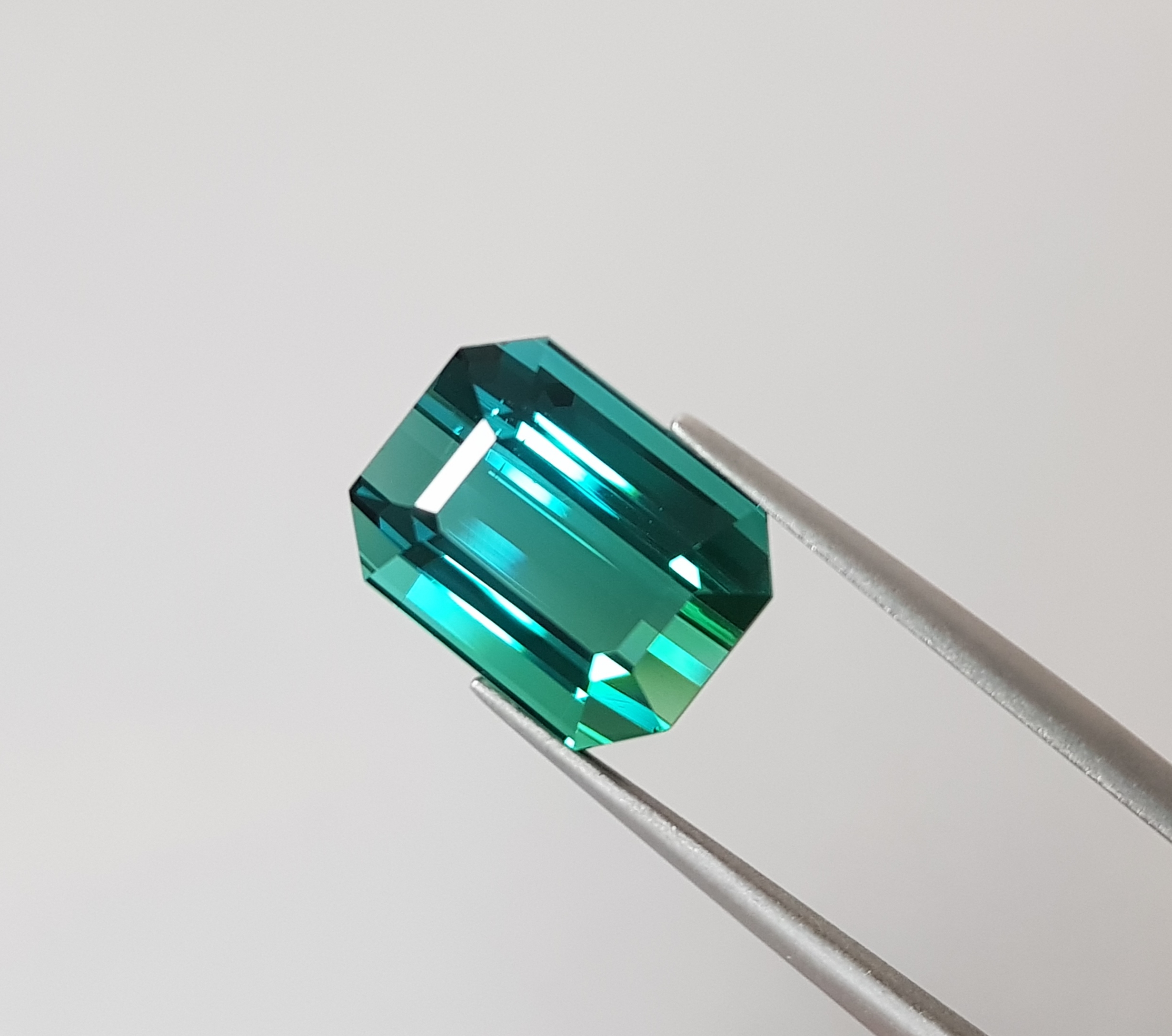 Tourmaline Lagoon, Vibrant Blue, 13.04 cts, Afghanistan