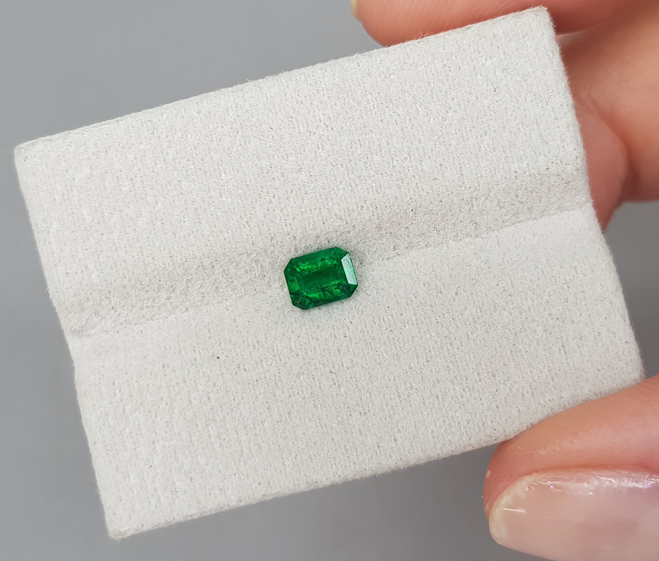 Emerald Vivid Green, 0.52 cts, Pakistan