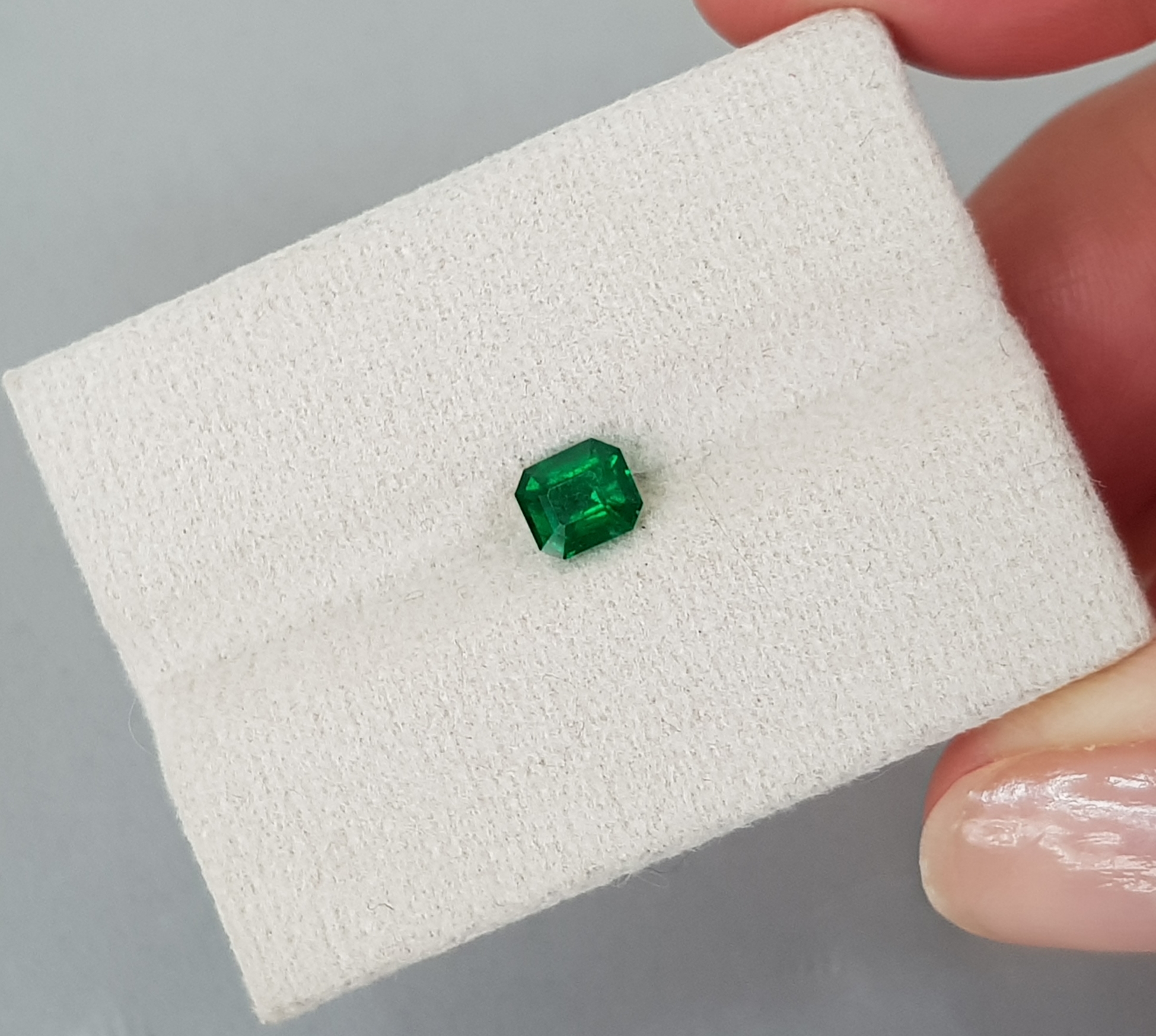 Emerald Vivid Green, 0.52 cts, Pakistan